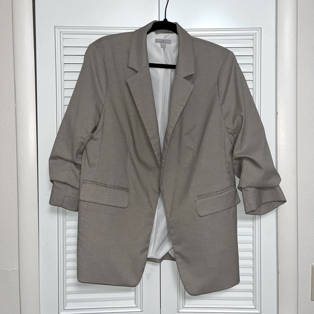 Gray/Brown Lined Quarter Sleeve Blazer Jacket